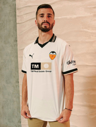 Valencia fc best sale jersey