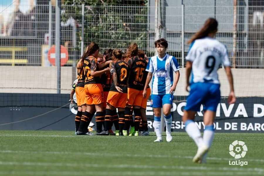Un notable VCF Femenino supera el RCD Espanyol (0-3) - Valencia CF