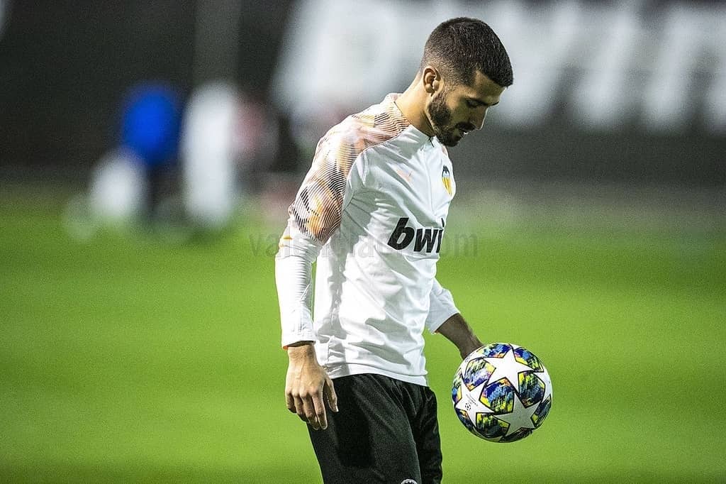 Último entrenamiento antes del #VCFLOSC - Valencia CF
