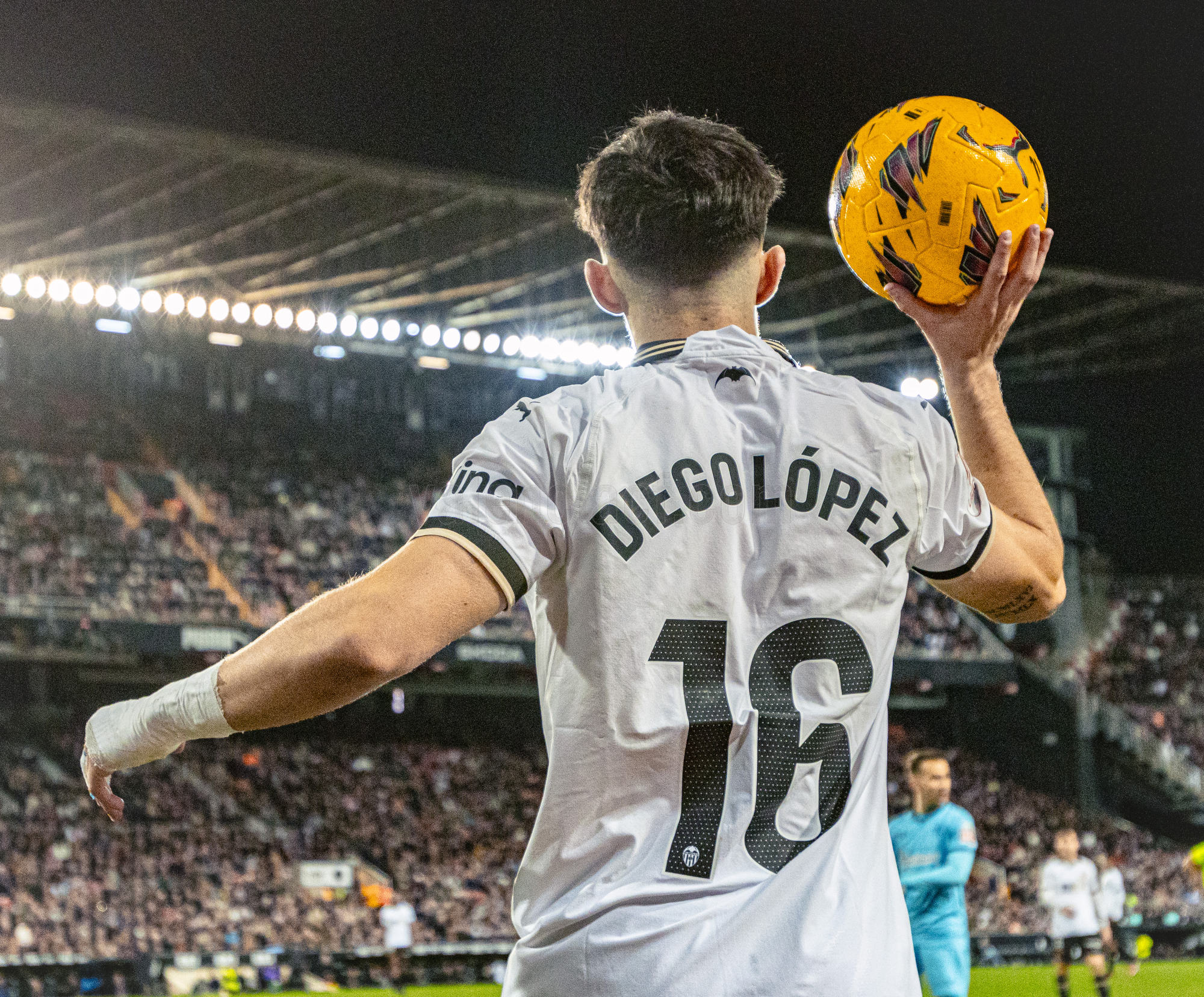 Diego López: “Estoy al 100% y Mestalla será clave ante el Real Madrid CF” - Valencia  CF