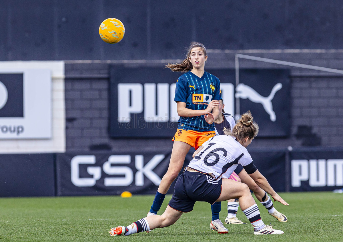 LAS MEJORES IMÁGENES DEL AMISTOSO ENTRE EL VALENCIA CF FEMENINO Y LA  SELECCIÓN ALEMANA SUB-20 - Valencia CF