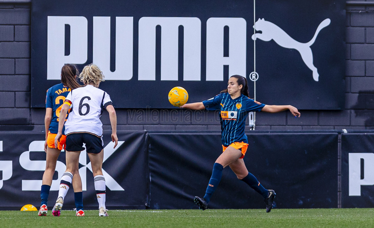 LAS MEJORES IMÁGENES DEL AMISTOSO ENTRE EL VALENCIA CF FEMENINO Y LA  SELECCIÓN ALEMANA SUB-20 - Valencia CF