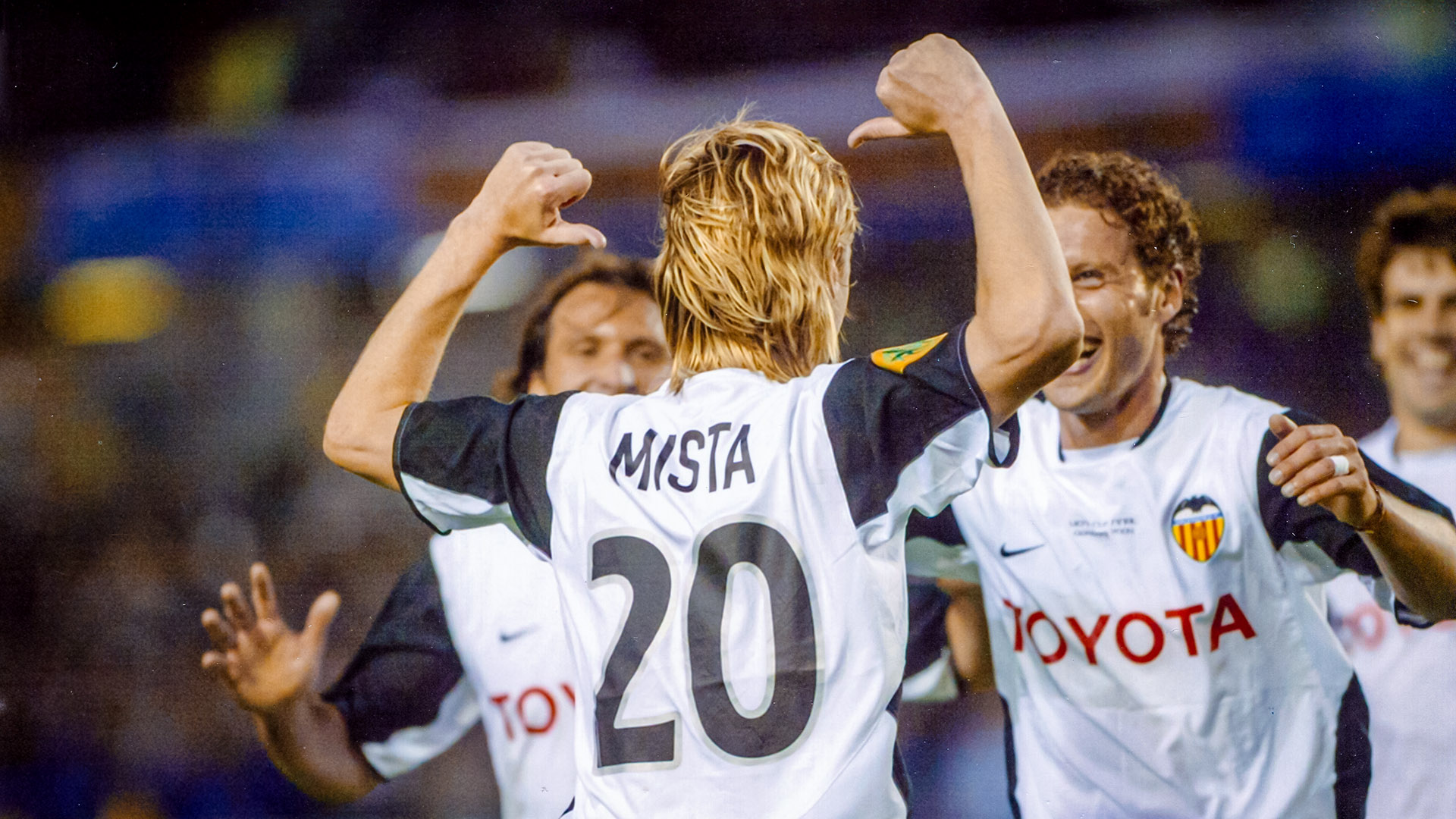 Mista and Morientes: the predators in the box - Valencia CF