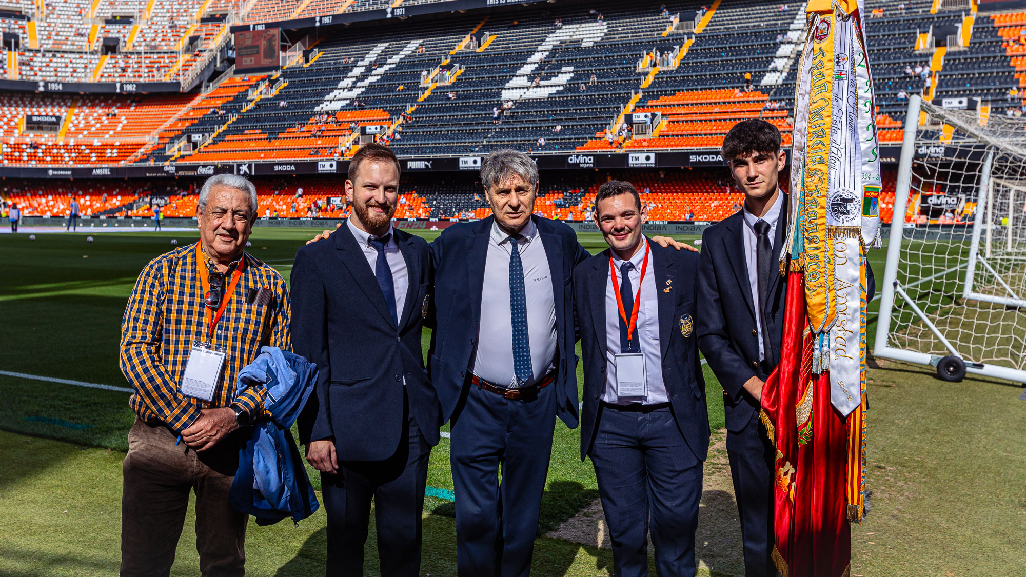OUR BANDS |  The Musical Cultural Society of Penàguila entertains Valencia CF – Deportivo Alavés