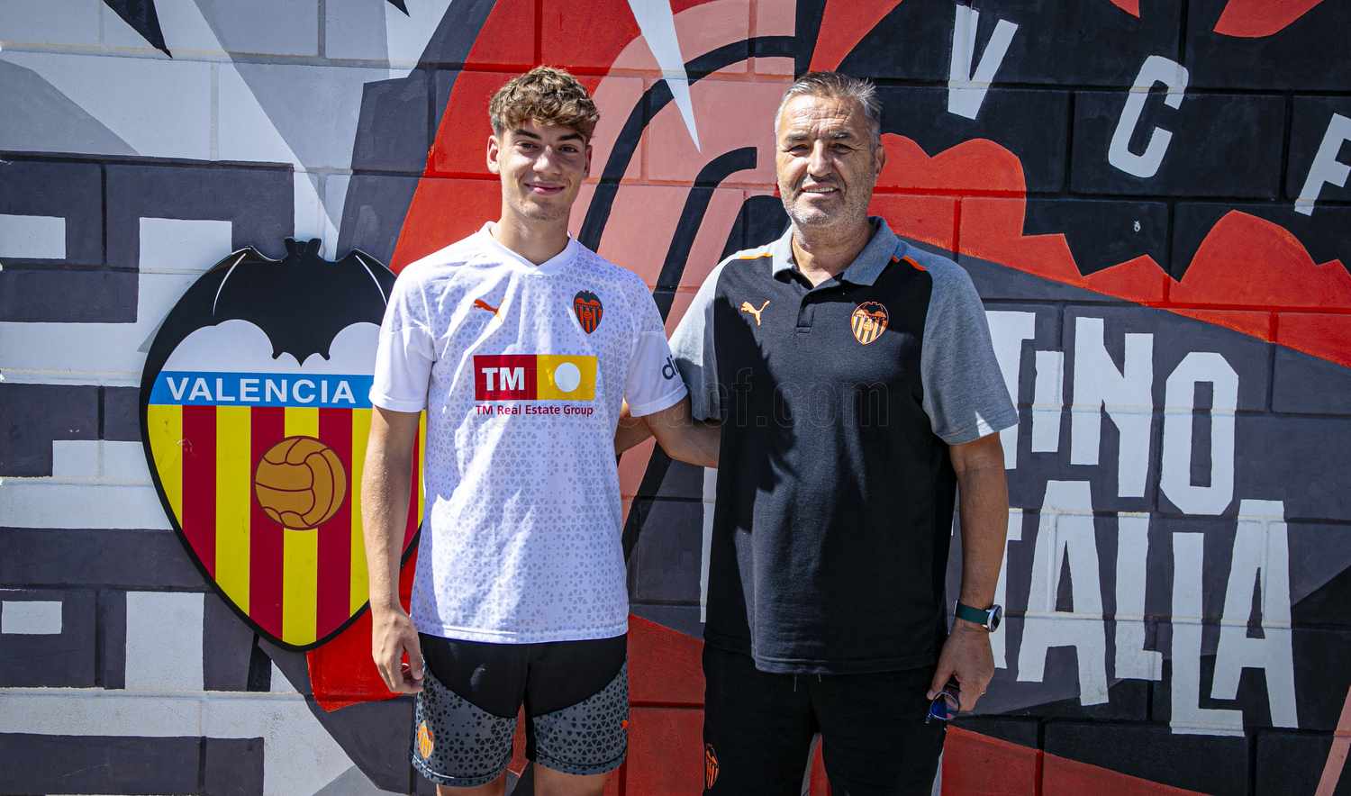 “Que Erik esté en la Academia del Valencia CF es un éxito para la VCF ...