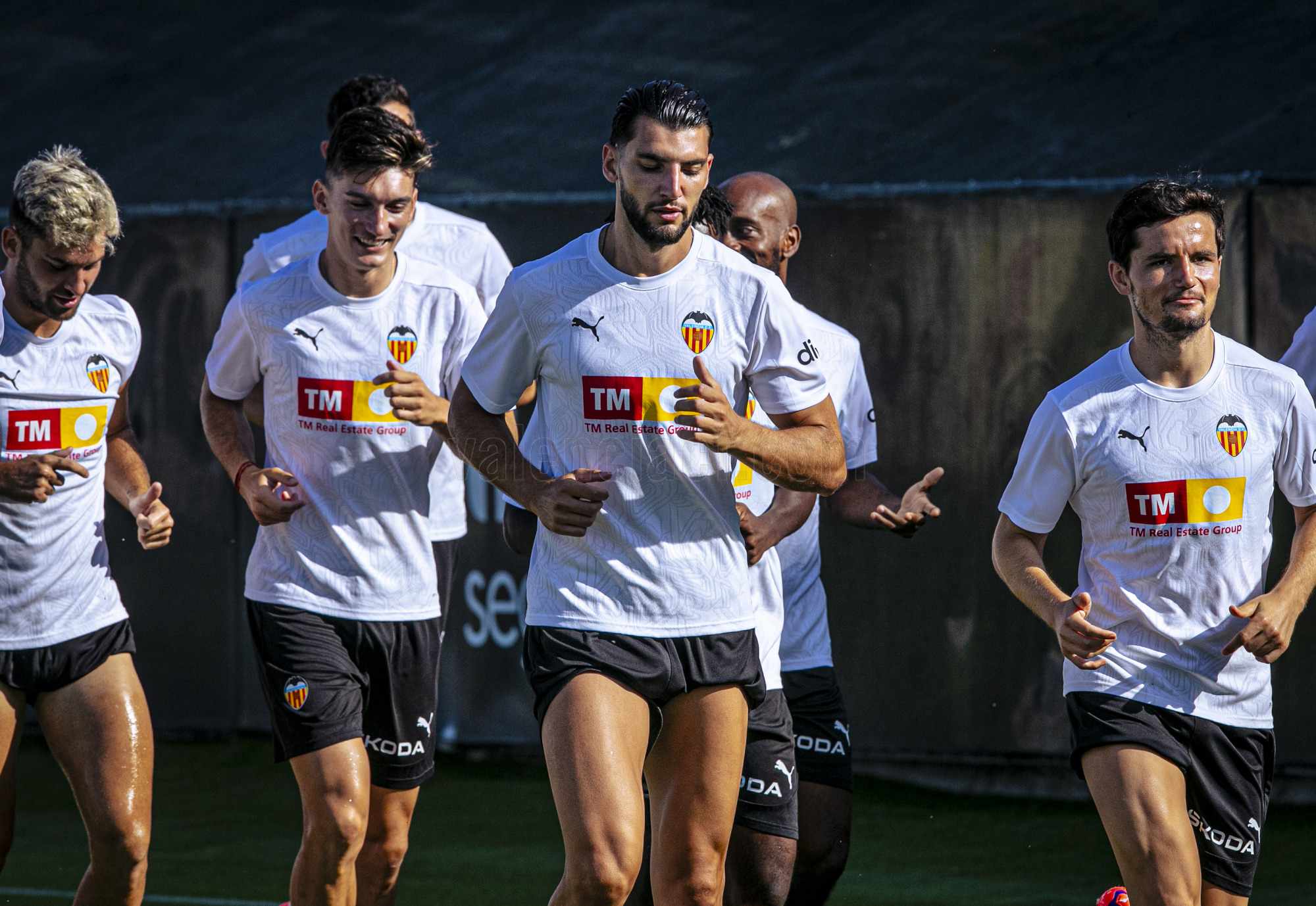 LAS MEJORES IMÁGENES IMÁGENES DEL ENTRENAMIENTO DEL VALENCIA CF 12/07 ...