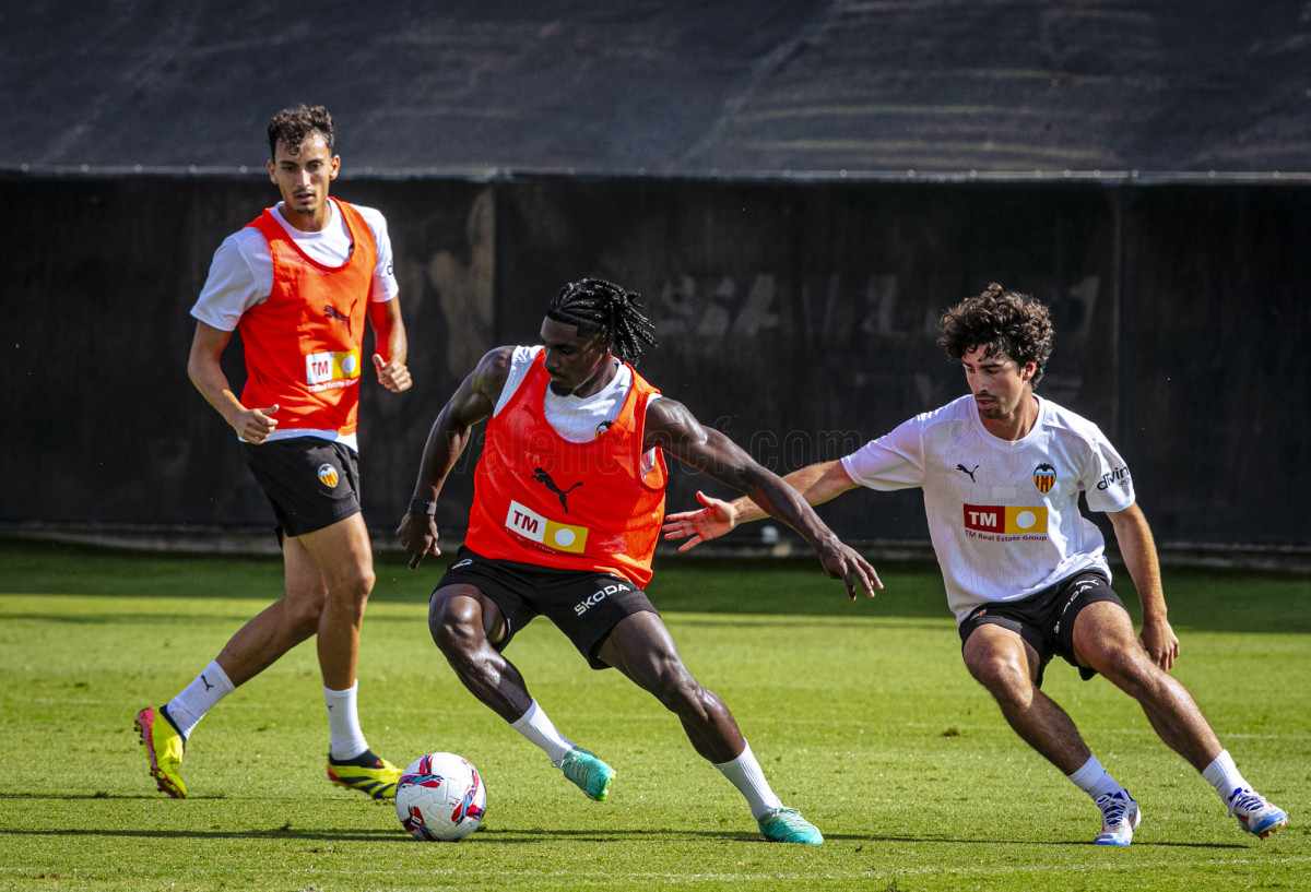 LES MILLORS IMATGES DE L ENTRENAMENT DEL VALENCIA CF 26 07 2024 LES MILLORS IMATGES DE L ENTRENAMENT DEL VALENCIA CF 26 07 2024