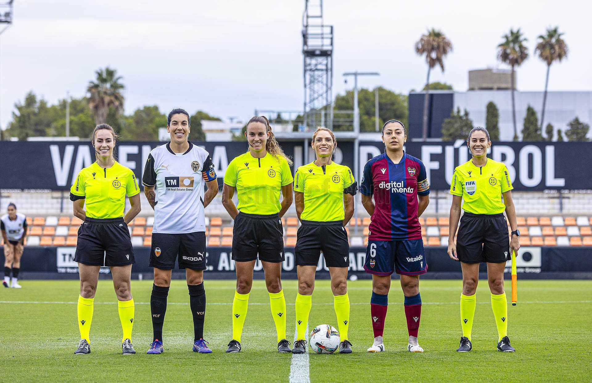 LAS MEJORES IMÁGENES DEL VALENCIA CF FEMENINO - LEVANTE UD (2-0 ...