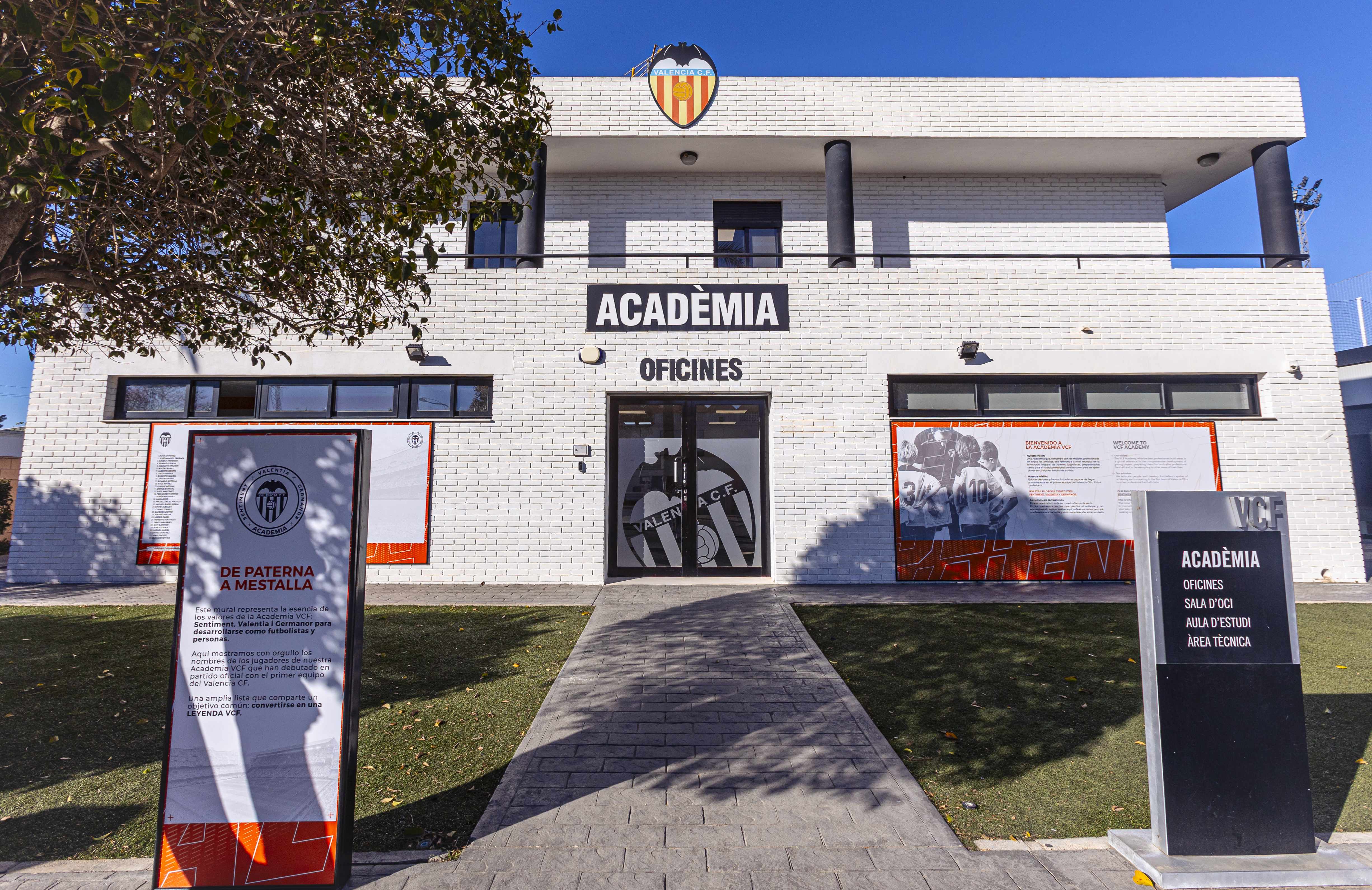 Representación de la Academia VCF en Lituania Sub-17 Femenina - Valencia CF