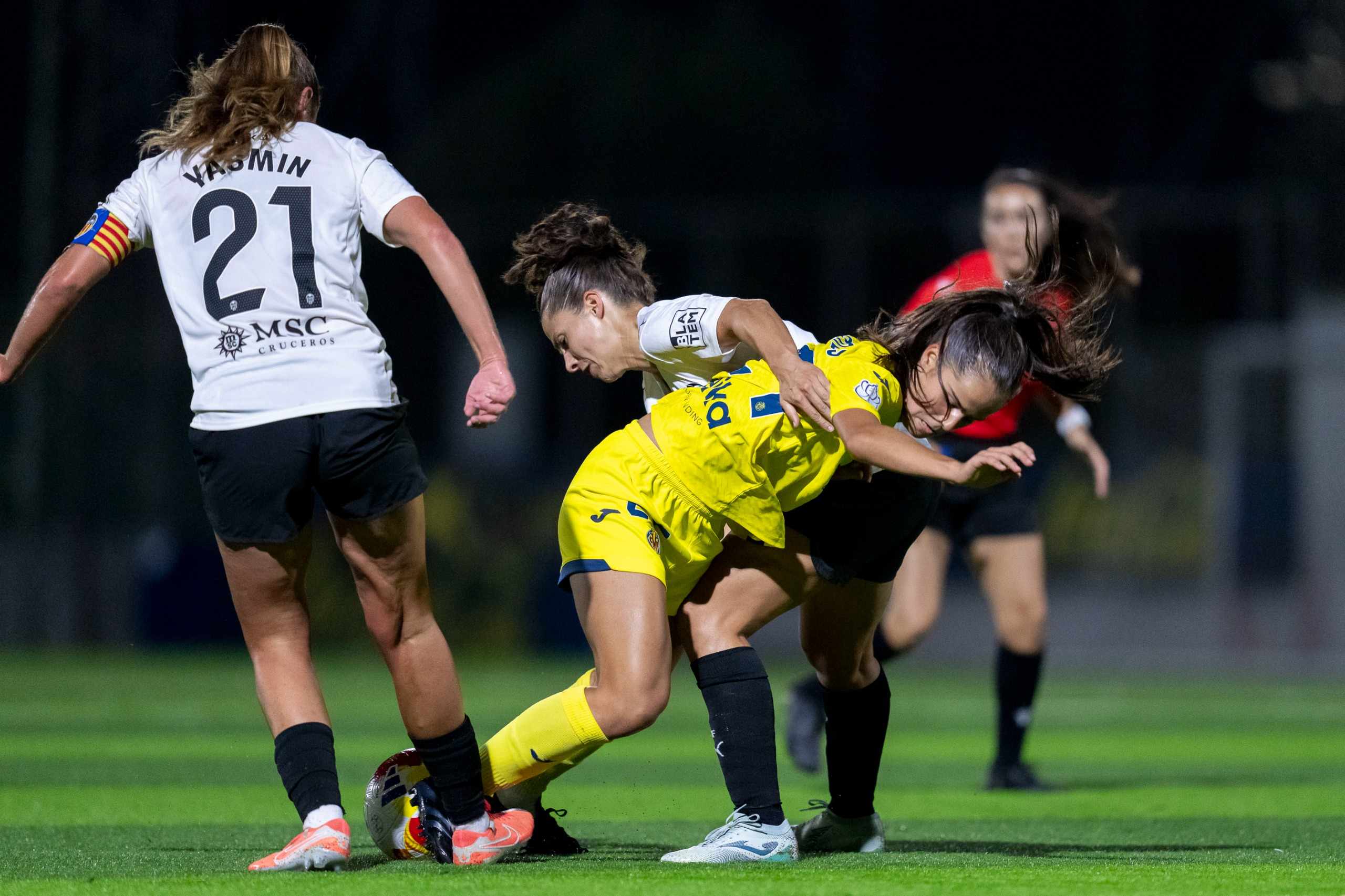 CRÓNICA · El Valencia CF Femenino vence al Villarreal CF en la Segunda ...