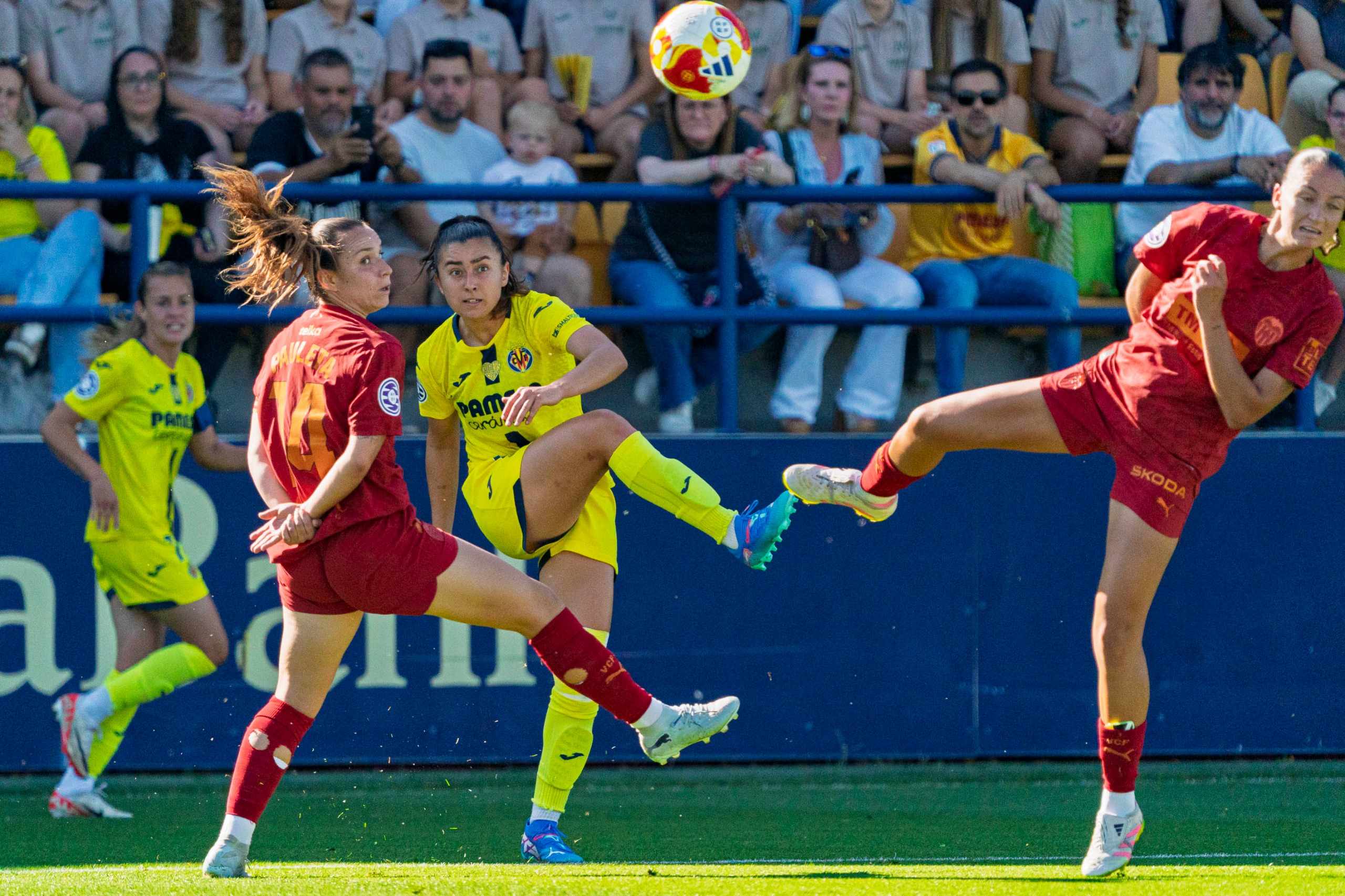 CRÓNICA | Empate del Valencia CF Femenino contra el Villarreal CF en la ...